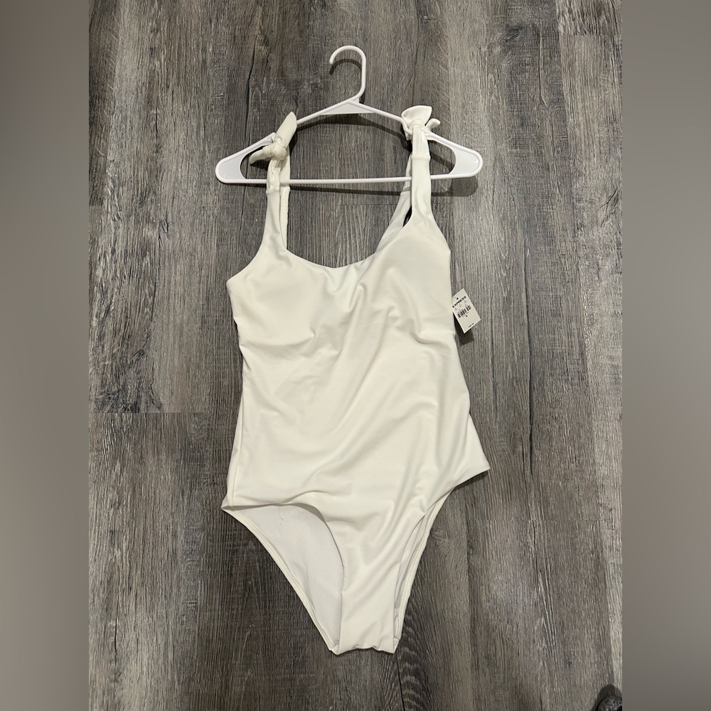 Express Square Neck Shoulder Tie One Piece Swimsuit White